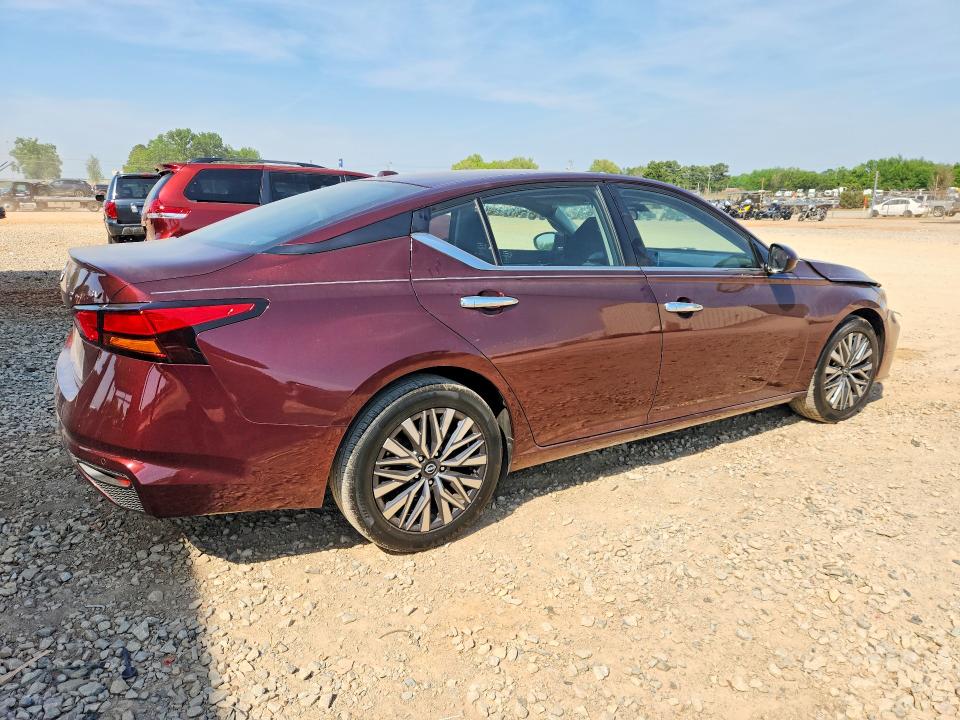 Photo 3 from auction – 2023 NISSAN ALTIMA with VIN 1N4BL4DV4PN383991