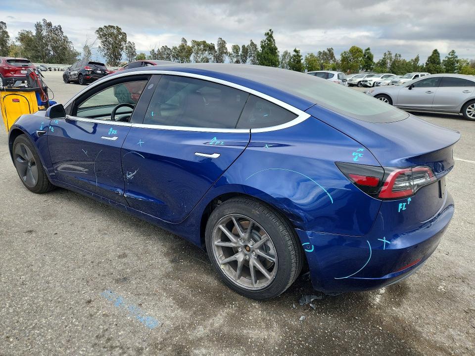 Photo 2 from auction – 2019 TESLA MODEL 3 with VIN 5YJ3E1EA1KF425026