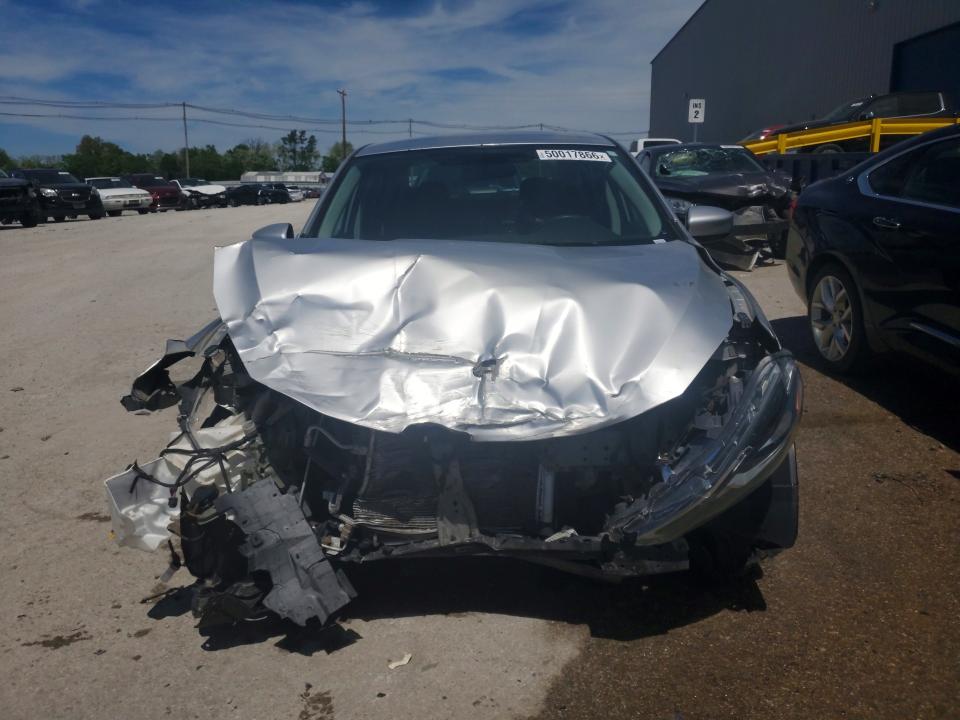 Photo 5 from auction – 2016 NISSAN SENTRA with VIN 3N1AB7AP2GY226899