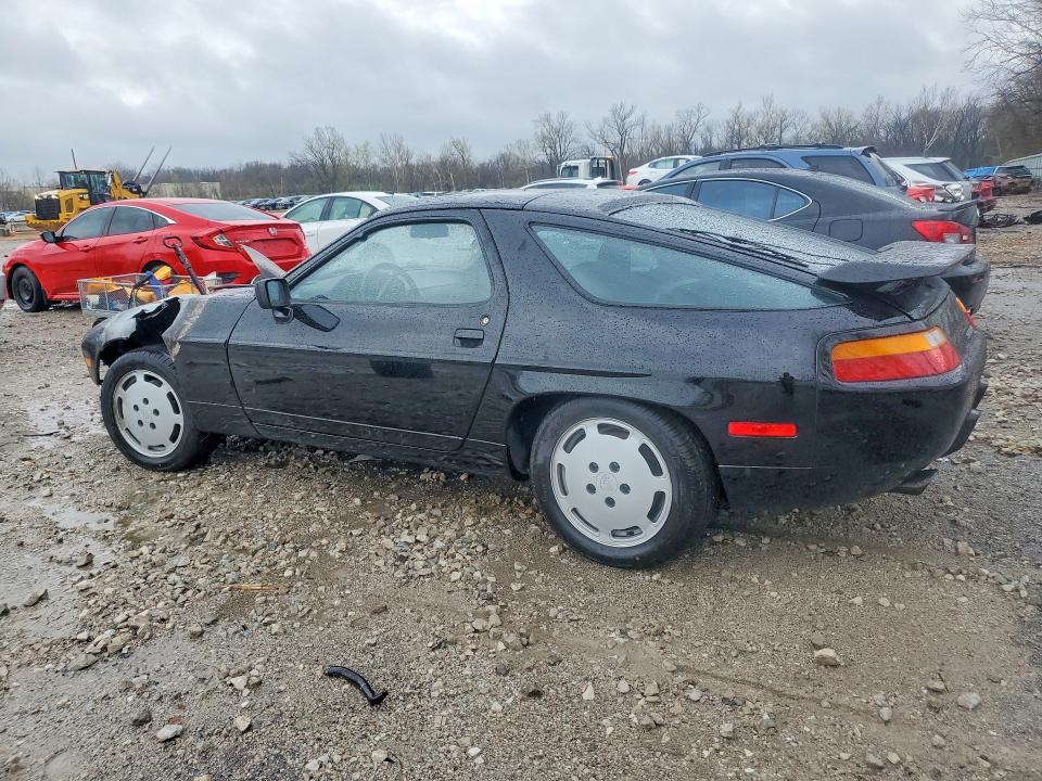 Photo 2 from auction – 1987 PORSCHE 928 with VIN WP0JB0926HS862139