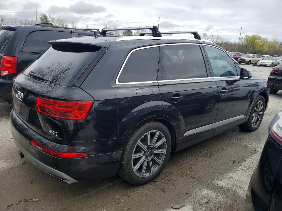 Photo 3 from auction – 2017 AUDI Q7 with VIN WA1LAAF78HD004316