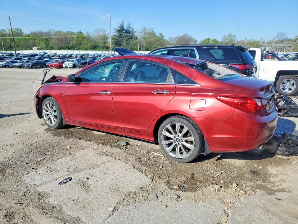 Photo 2 from auction – 2013 HYUNDAI SONATA with VIN 5NPEC4AC5DH713952