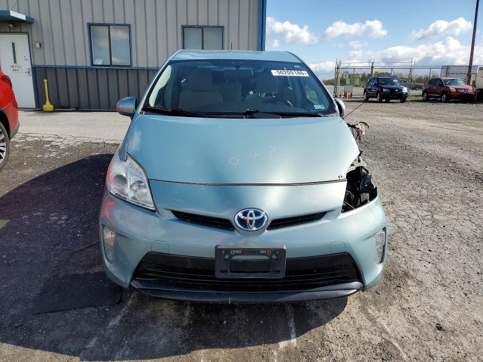 Photo 5 from auction – 2013 TOYOTA PRIUS with VIN JTDKN3DU6D5600989