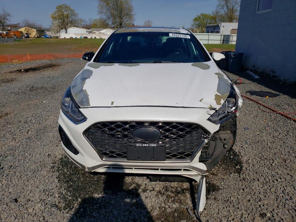 Photo 5 from auction – 2018 HYUNDAI SONATA with VIN 5NPE34AF6JH675041