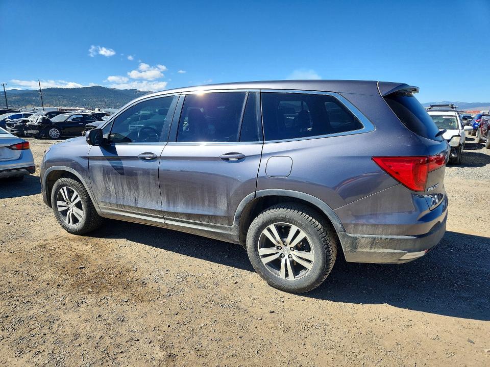 Photo 2 from auction – 2016 HONDA PILOT with VIN 5FNYF6H52GB037227