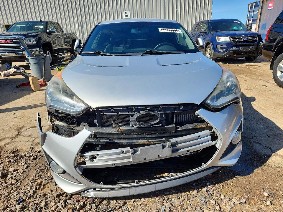 Photo 5 from auction – 2013 HYUNDAI VELOSTER with VIN KMHTC6AE4DU144503