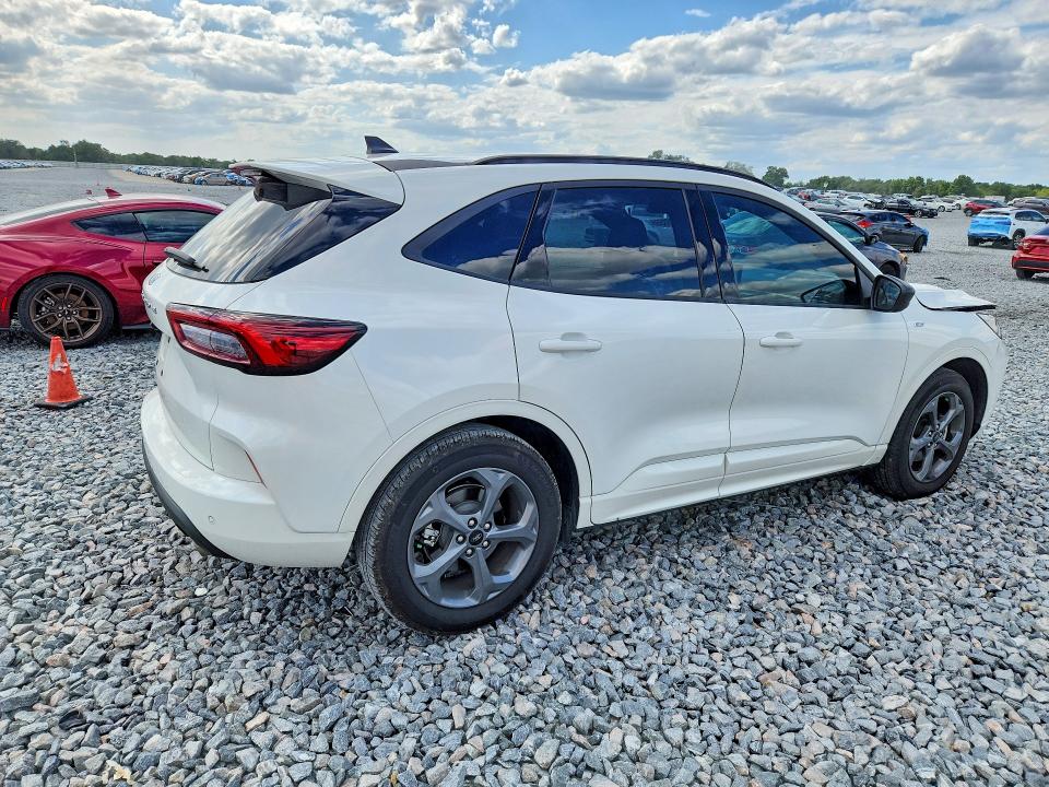 Photo 3 from auction – 2024 FORD ESCAPE with VIN 1FMCU0MN1RUB41460
