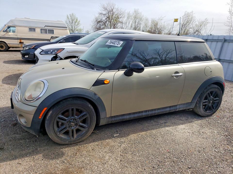 MINI COOPER 2008 with VIN WMWMF33518TT65688 - Photo from auction