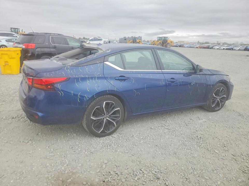 Photo 3 from auction – 2023 NISSAN ALTIMA with VIN 1N4BL4CV5PN332372