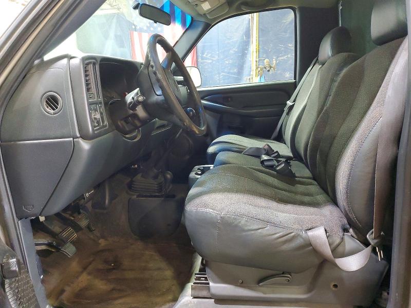 Photo 7 from auction – 2000 CHEVROLET SILVERADO with VIN 1GCEK14W2YZ262999