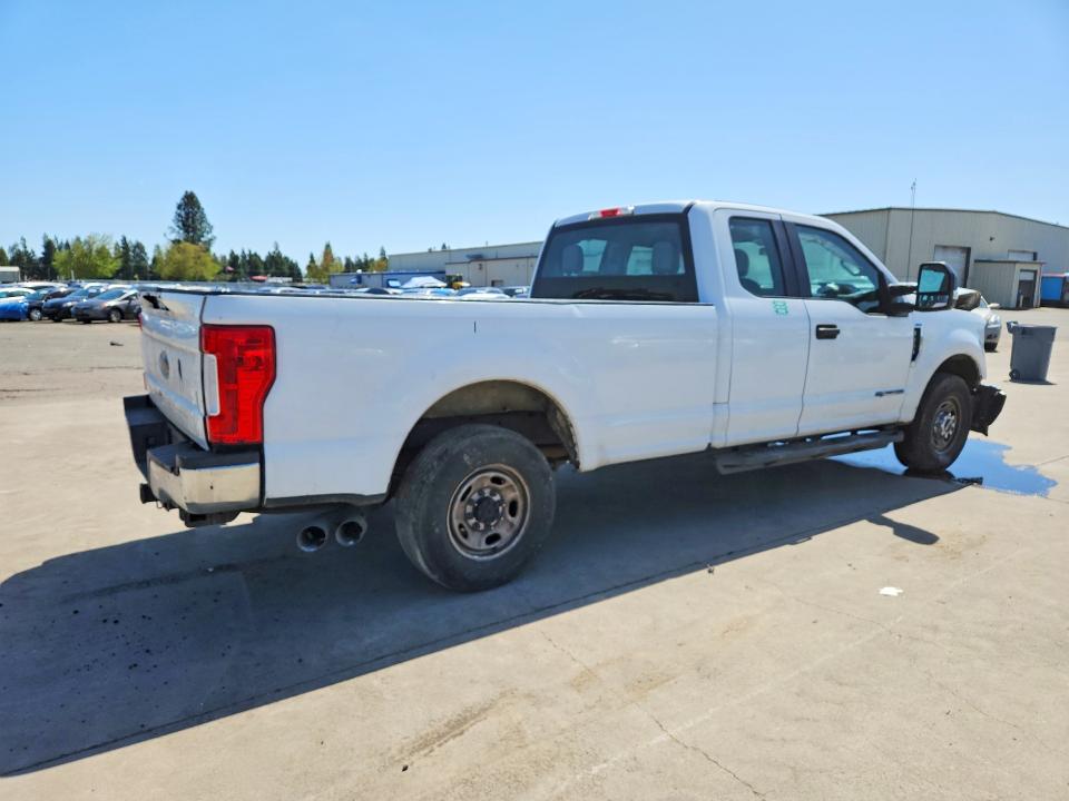 Photo 3 from auction – 2019 FORD F250 with VIN 1FT7X2AT1KEC83545