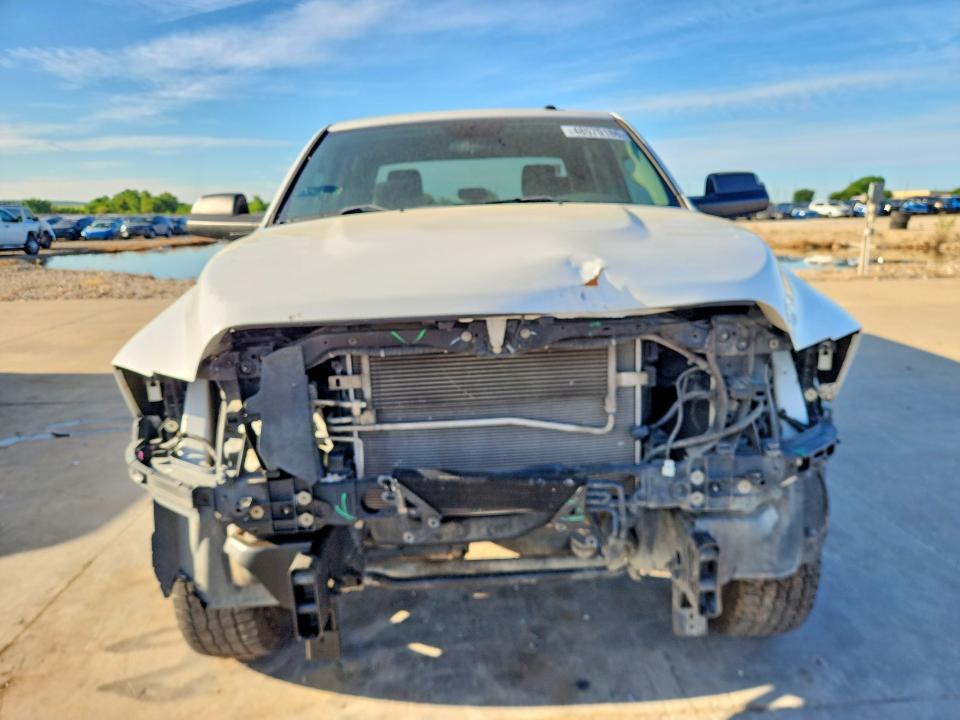 Photo 5 from auction – 2018 RAM 2500 with VIN 3C6UR5HJ4JG327510