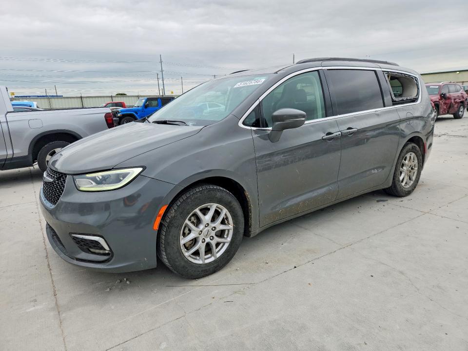 CHRYSLER PACIFICA 2022 with VIN 2C4RC1BG8NR177570 - Photo from auction