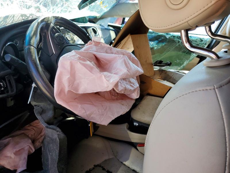 Photo 8 from auction – 2018 BUICK ENVISION with VIN LRBFXBSA7JD057411