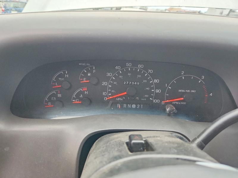 Photo 9 from auction – 2001 FORD F250 with VIN 1FTNX21F01EA79979