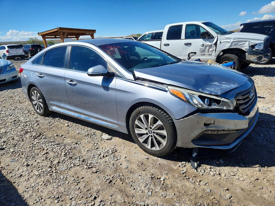 Photo 4 from auction – 2015 HYUNDAI SONATA with VIN 5NPE34AF6FH027805