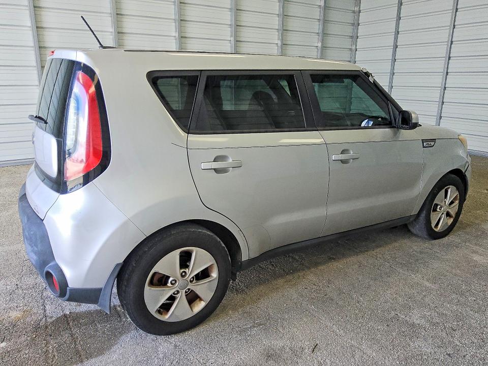 Photo 3 from auction – 2016 KIA SOUL with VIN KNDJN2A23G7821760