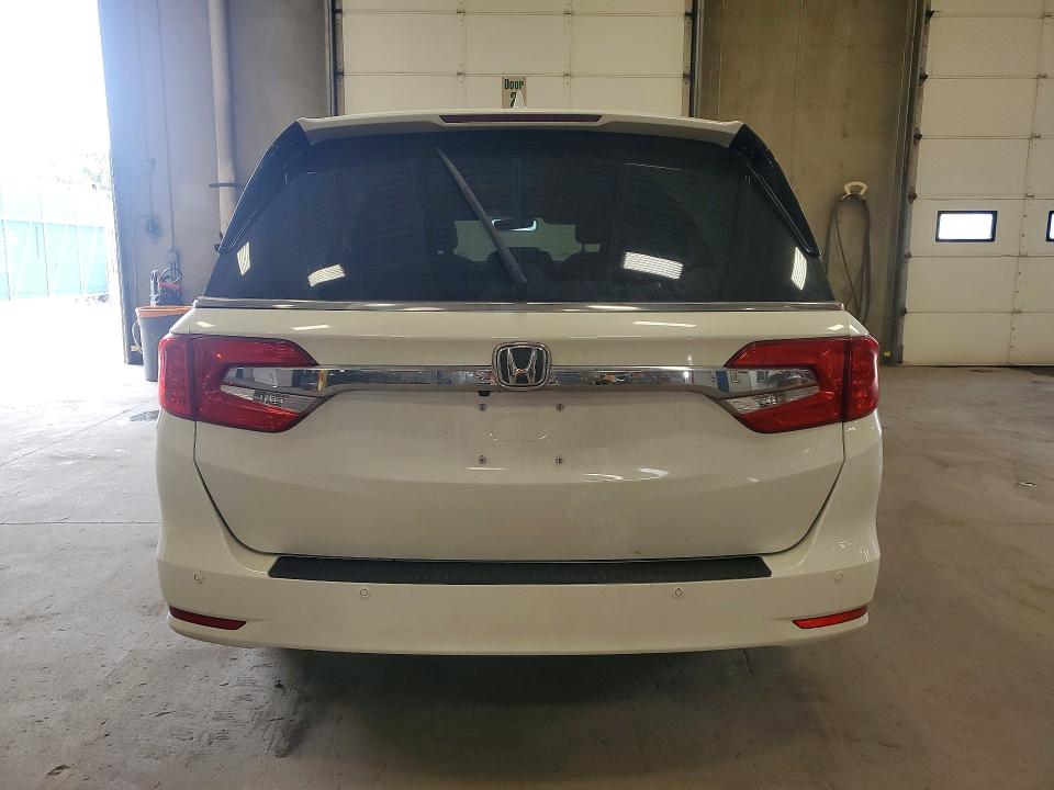 Photo 6 from auction – 2018 HONDA ODYSSEY with VIN 5FNRL6H98JB050796