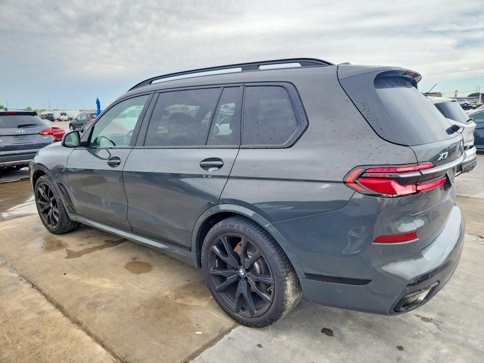 Снимка 2 от търг – 2024 BMW X7 с VIN 5UX23EM0XR9W07201
