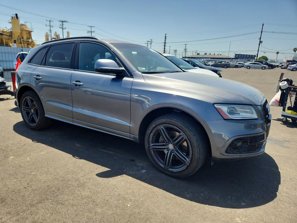 Photo 4 from auction – 2014 AUDI Q5 with VIN WA1WGAFP2EA043136