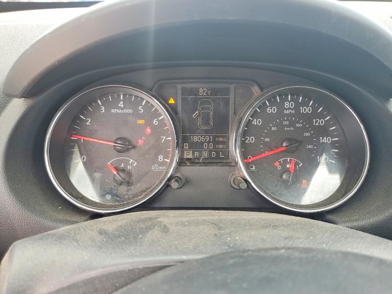 Photo 9 from auction – 2011 NISSAN ROGUE with VIN JN8AS5MT1BW179685