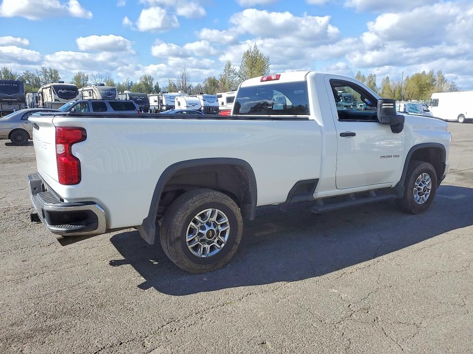 Photo 3 from auction – 2022 CHEVROLET SILVERADO with VIN 1GC0WLE71NF171110