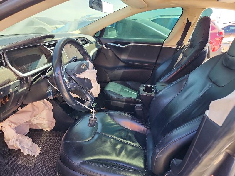 Photo 7 from auction – 2013 TESLA MODEL S with VIN 5YJSA1CN4DFP08813