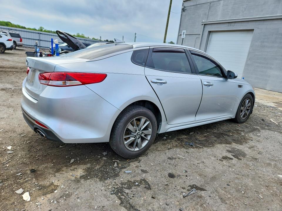 Photo 3 from auction – 2016 KIA OPTIMA with VIN 5XXGT4L13GG007454