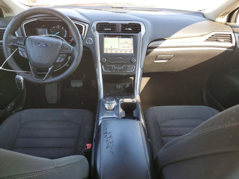 Photo 8 from auction – 2019 FORD FUSION with VIN 3FA6P0LU7KR220491