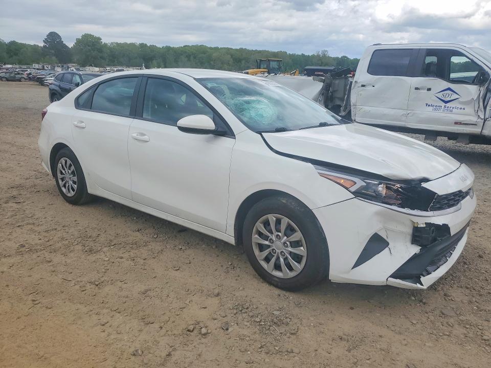 Photo 4 from auction – 2024 KIA FORTE with VIN 3KPF24AD5RE815411