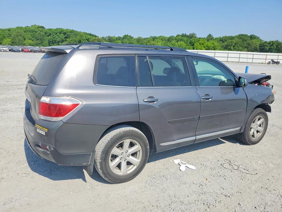 Photo 3 from auction – 2011 TOYOTA HIGHLANDER with VIN 5TDBK3EH7BS075782