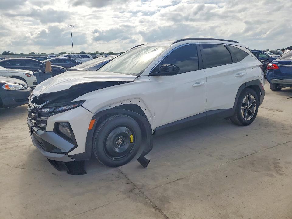 HYUNDAI TUCSON 2025 with VIN 5NMJB3DE5SH507730 - Photo from auction