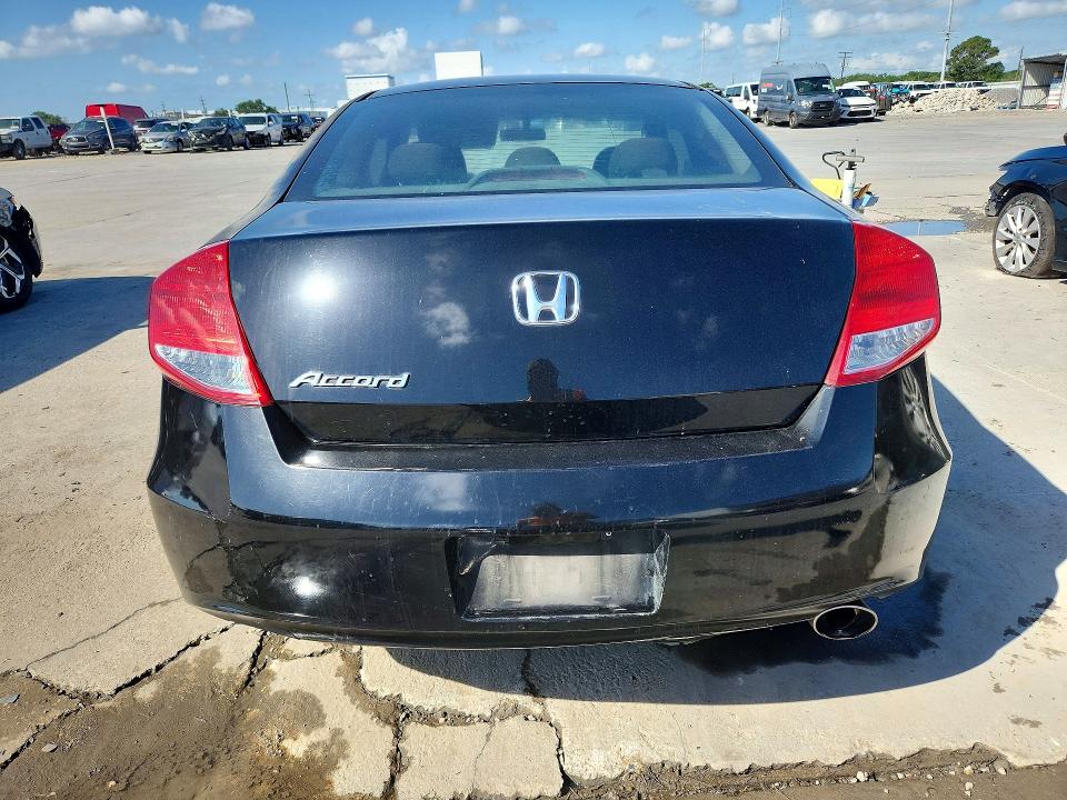 Photo 6 from auction – 2012 HONDA ACCORD with VIN 1HGCS1B70CA013452