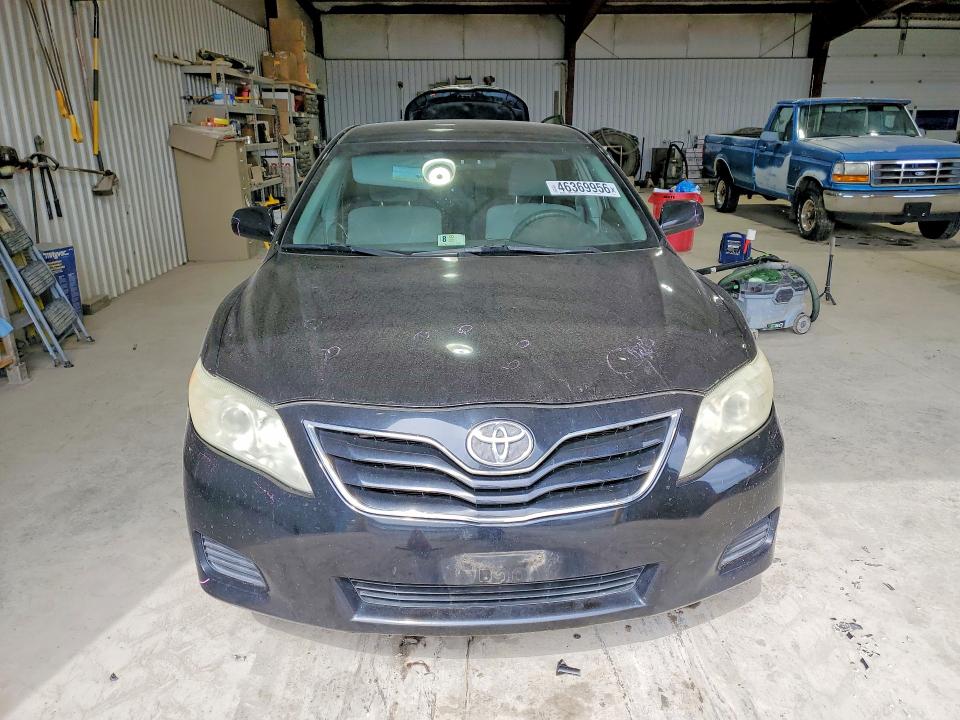 Photo 5 from auction – 2011 TOYOTA CAMRY with VIN 4T4BF3EK2BR186561