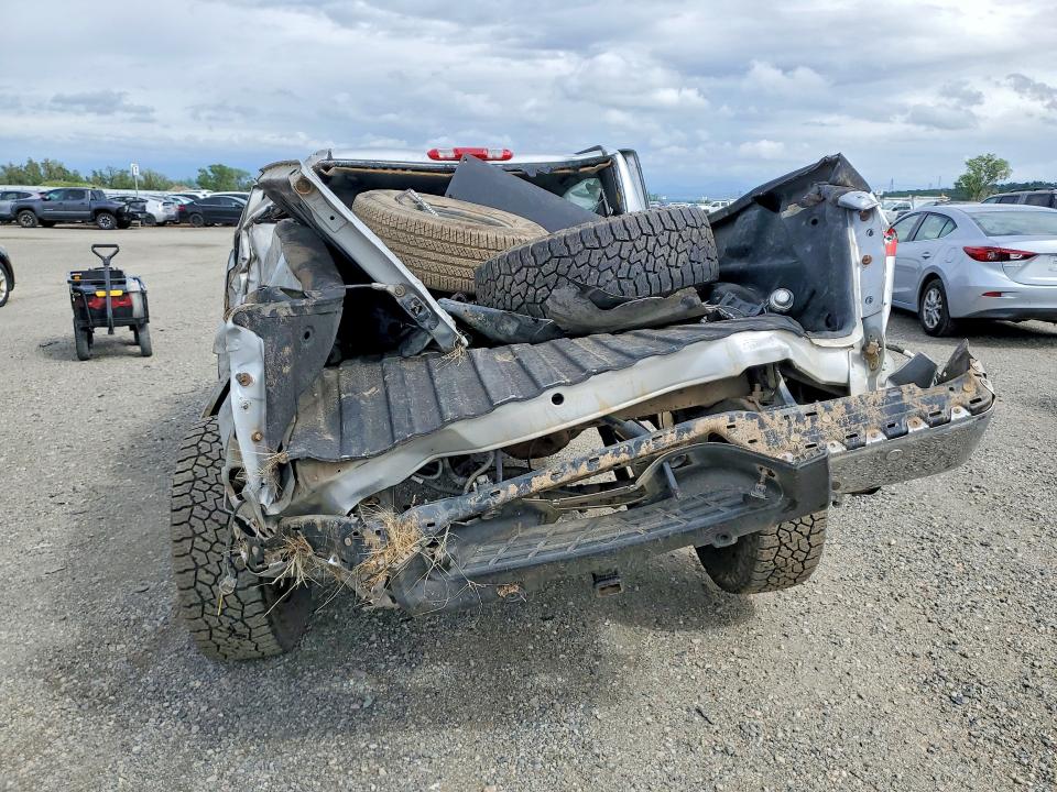 Photo 6 from auction – 2012 GMC SIERRA with VIN 1GTR2VE79CZ255475