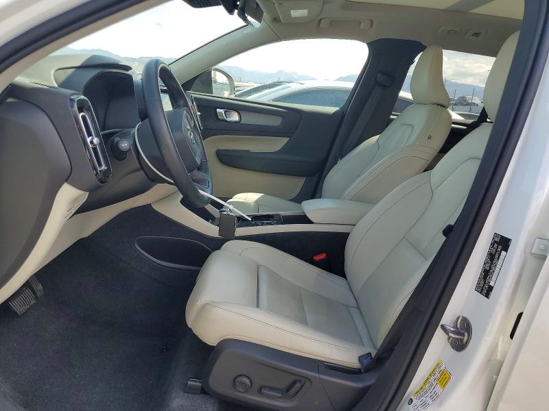 Photo 7 from auction – 2024 VOLVO XC40 with VIN YV4L12UL7R2362268