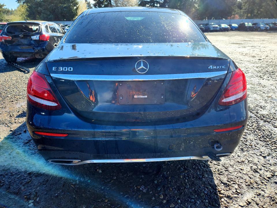 Photo 6 from auction – 2017 MERCEDES-BENZ E with VIN WDDZF4KB9HA081667