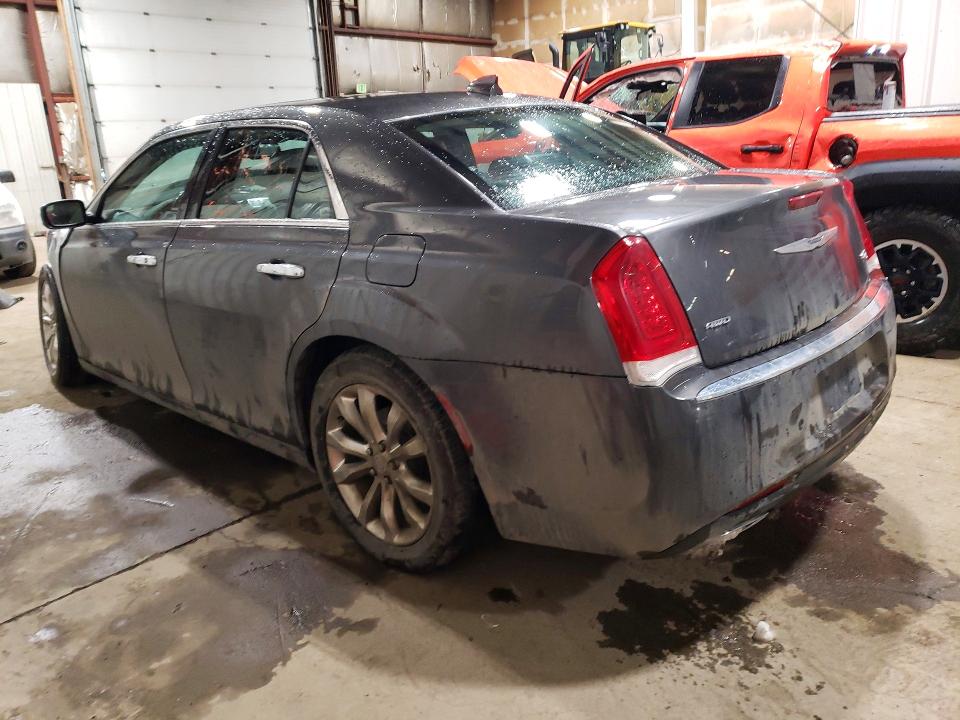 Photo 2 from auction – 2016 CHRYSLER 300C with VIN 2C3CCAKG2GH296332