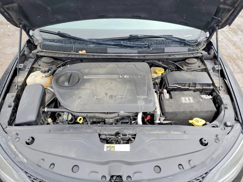 Снимка 11 от търг – 2016 CHRYSLER 200 с VIN 1C3CCCDGXGN139583