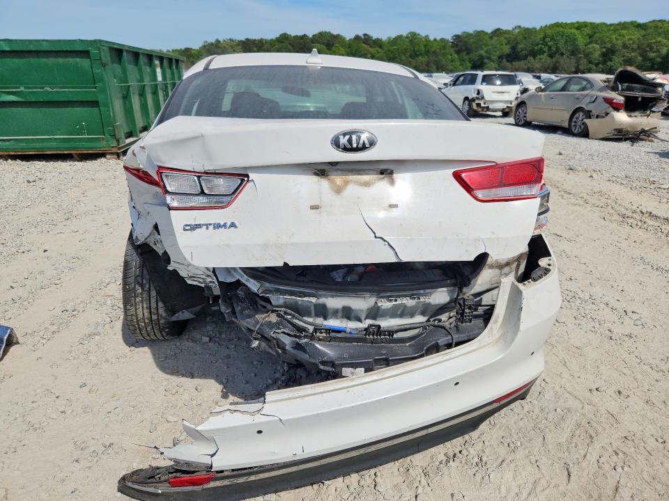 Photo 6 from auction – 2018 KIA OPTIMA with VIN 5XXGT4L33JG254272