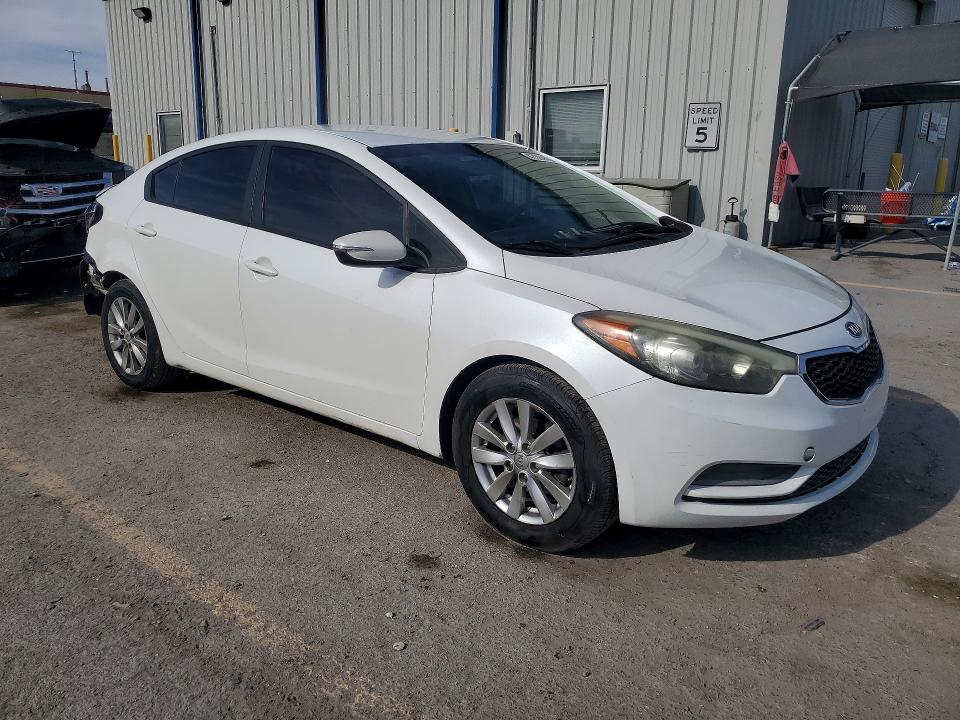 Photo 4 from auction – 2014 KIA FORTE with VIN KNAFX4A69E5212841
