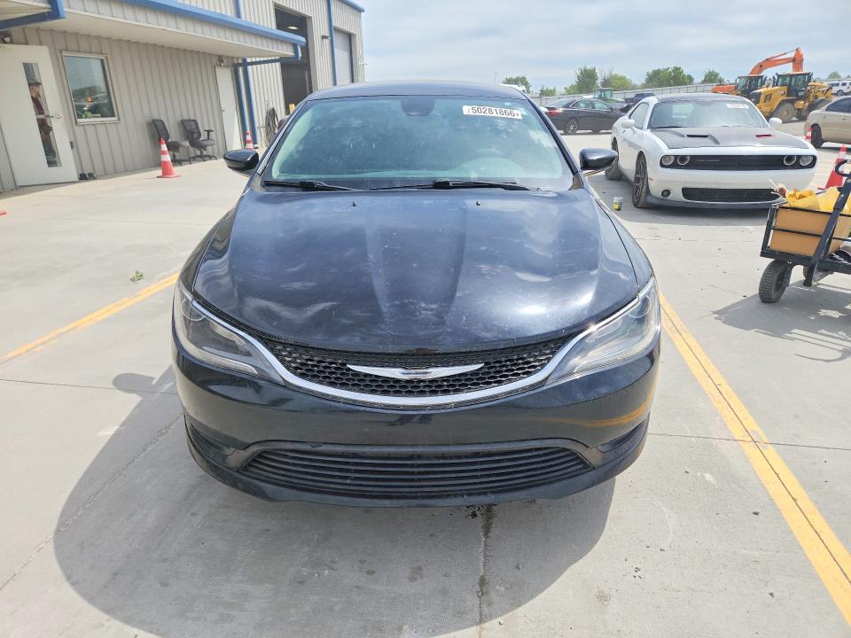 Photo 5 from auction – 2016 CHRYSLER 200 with VIN 1C3CCCFB0GN196196