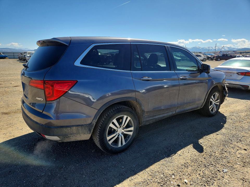 Photo 3 from auction – 2016 HONDA PILOT with VIN 5FNYF6H52GB037227
