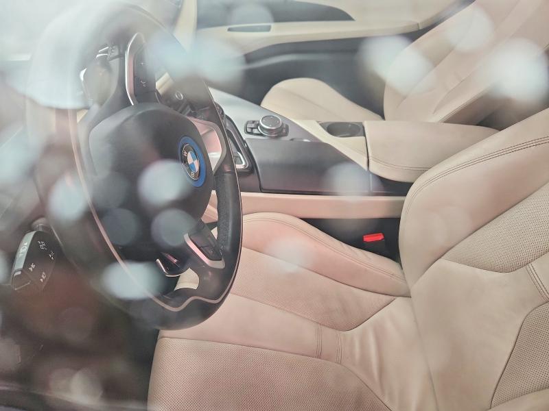 صورة رقم 7 من المزاد - 2016 BMW I8 مع VIN WBY2Z2C54GV675895