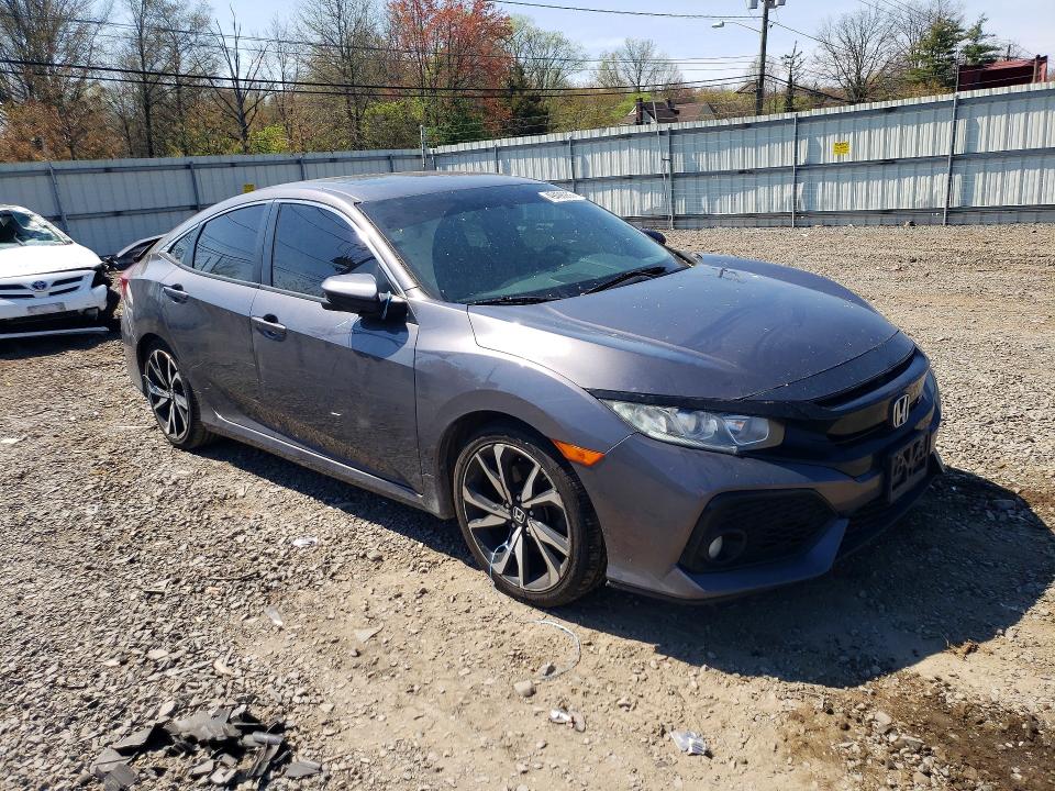Photo 4 from auction – 2017 HONDA CIVIC with VIN 2HGFC1E56HH701209