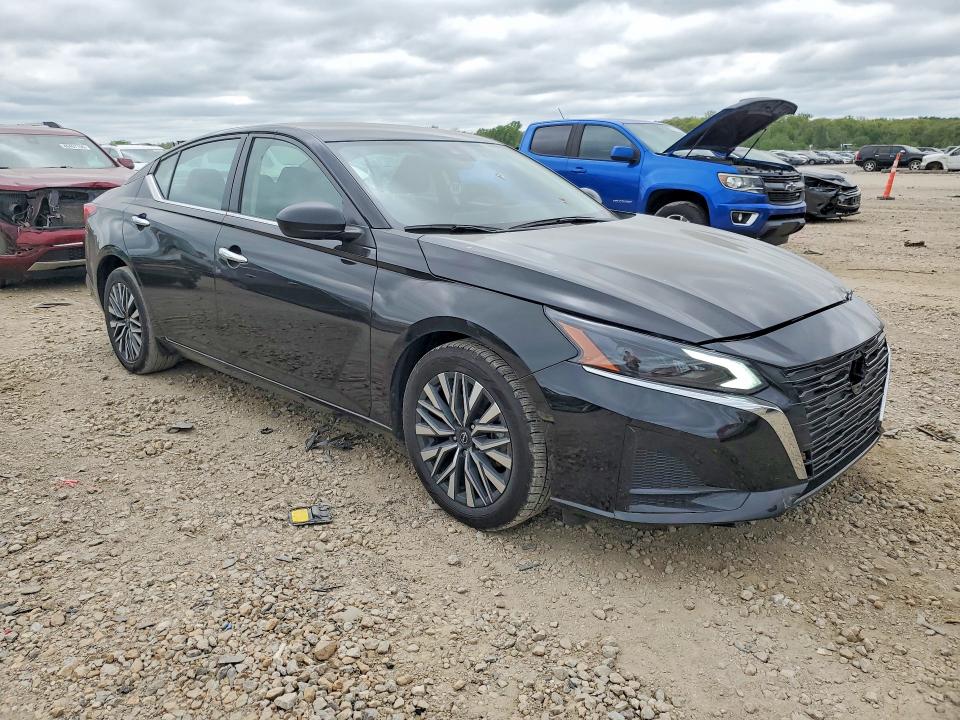 Photo 4 from auction – 2024 NISSAN ALTIMA with VIN 1N4BL4DV7RN417036