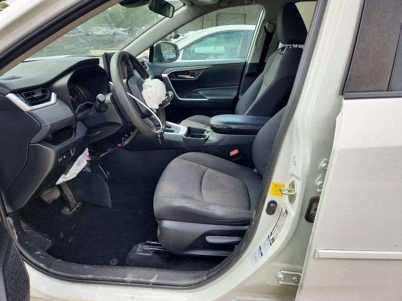 Photo 7 from auction – 2019 TOYOTA RAV4 with VIN 2T3P1RFV1KC043328