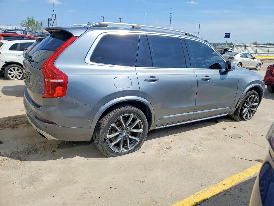 Photo 3 from auction – 2017 VOLVO XC90 with VIN YV4A22PKXH1110249