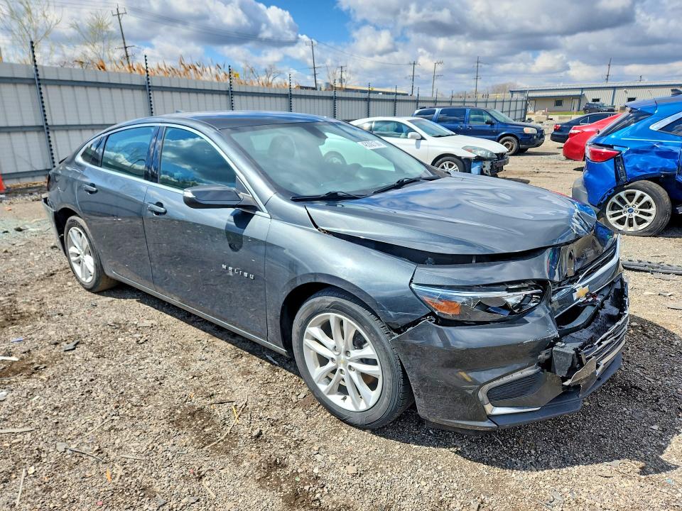 Photo 4 from auction – 2018 CHEVROLET MALIBU with VIN 1G1ZD5ST7JF190550