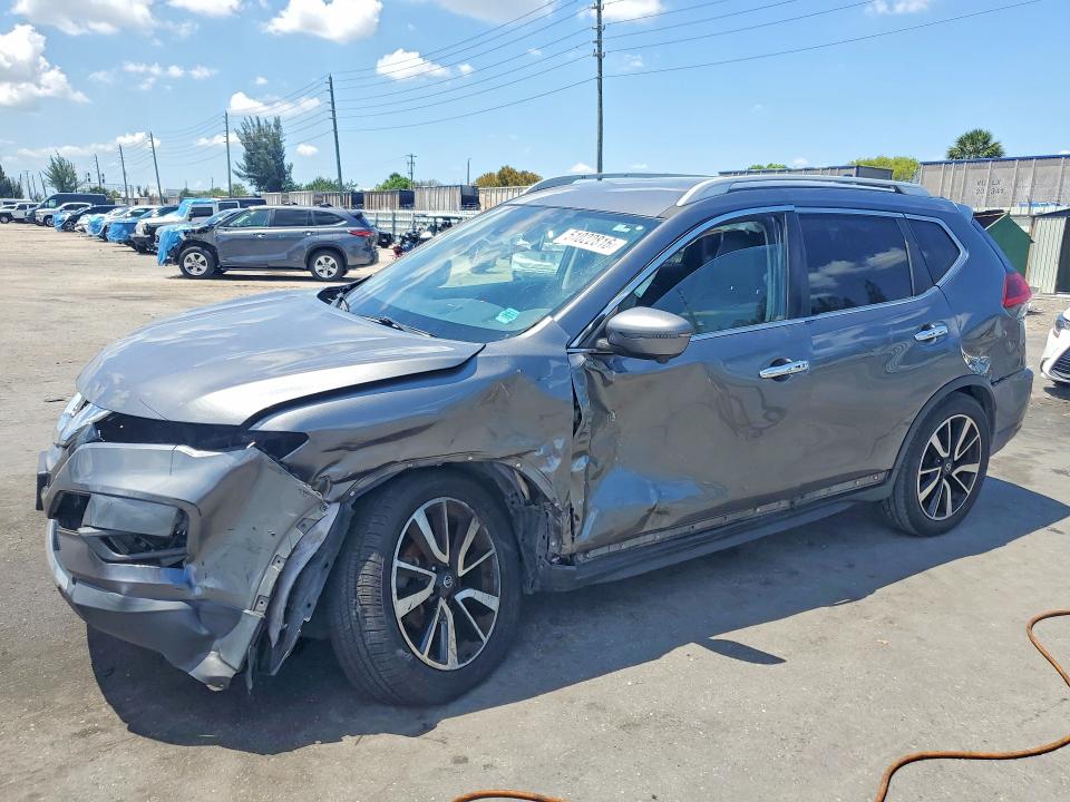 NISSAN ROGUE 2019 with VIN 5N1AT2MT8KC776935 - Photo from auction